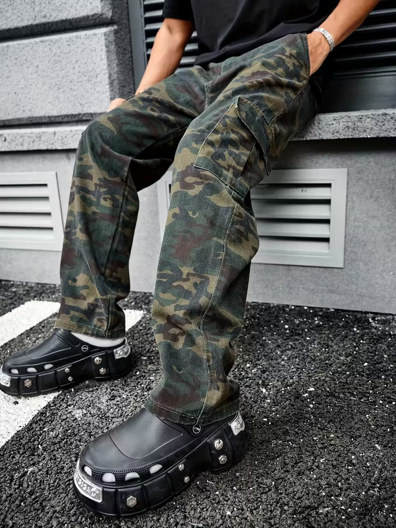 Men's Straight-Leg Cargo Pants with Flap Pockets